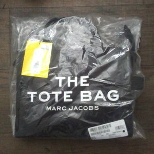 Marc Jacobs mini tote bag (authentic)